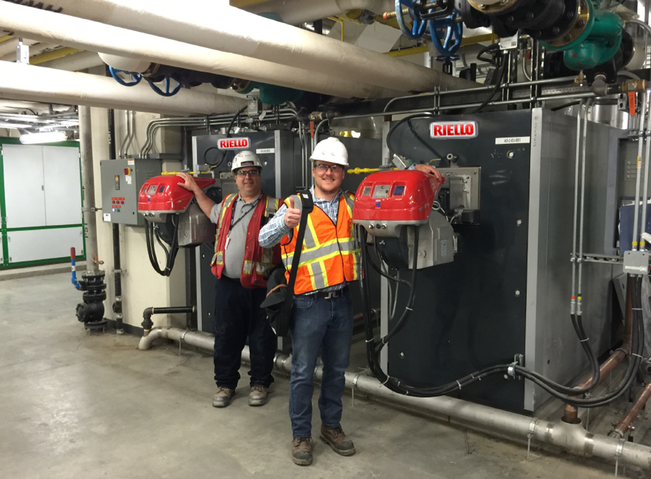 YYC- International Terminal,
Riello RTC-80-4700 & RS-E Burners
Mech Room #3
Boiler/Burner #5-6 of 9.